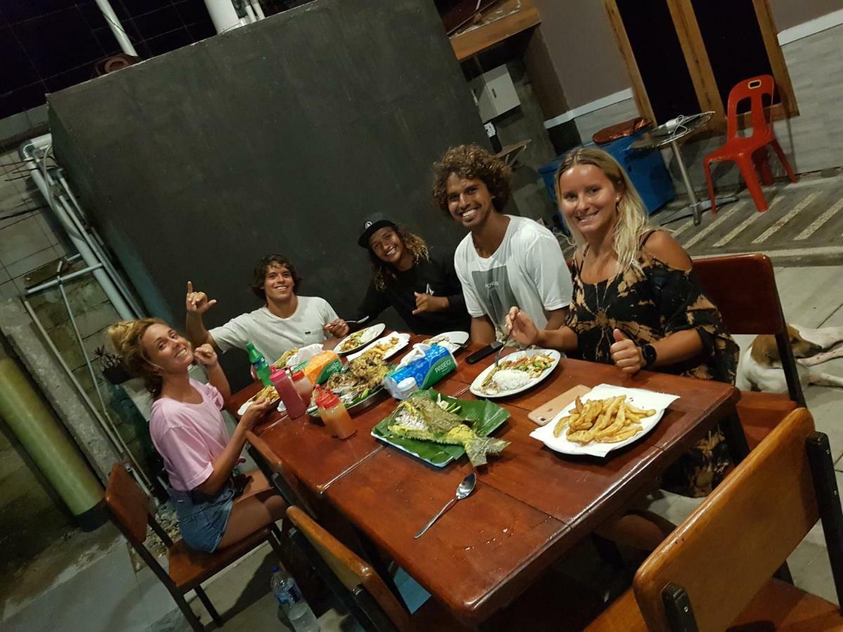 Oseda Nias Surf House Hotel Hilibotodane Eksteriør billede