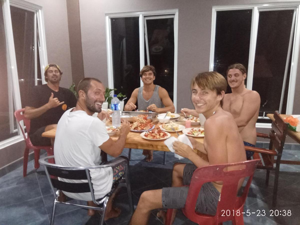 Oseda Nias Surf House Hotel Hilibotodane Eksteriør billede